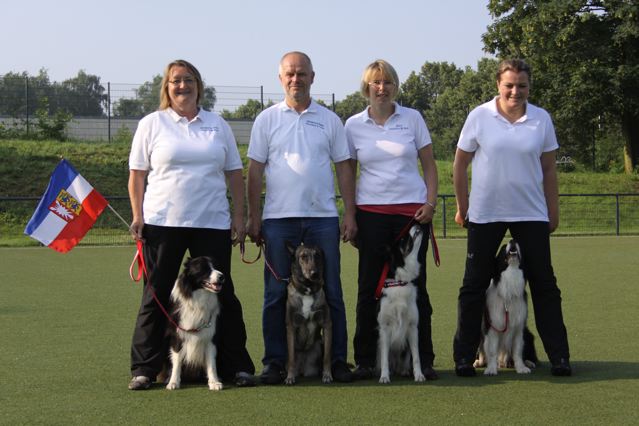 Team Schleswig-Holstein: Maritta Meick mit Yogi , Klaus-Dieter Wilcken mit Fionne,  Christina Köbsch mit Jess, , Inga Schilling mit Emil